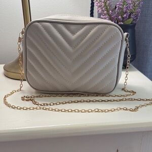 Elegant Cream Quilted Crossbody Bag